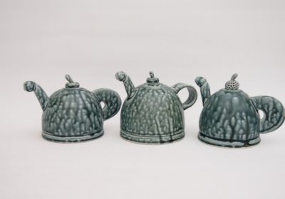 3 Ripples Teapots image